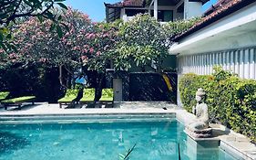 Meditasi Bungalows & Villas